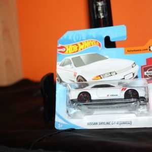 Bro-kant - 1 Hot Wheels : Nissan Skyline GT-R