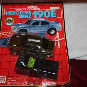 Mercedes-benz 190E doré Remote control Supertoys ( année 70 )