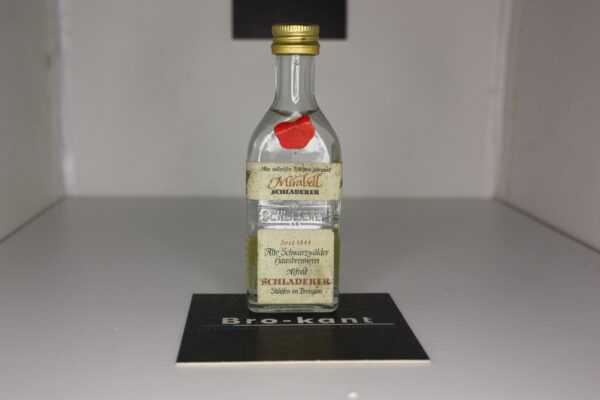 Mignonnette - mini bar - Schladerer Eau de Vie Mirabelle