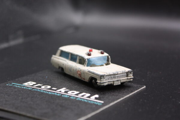 Lesney Matchbox N° 54 S&S Cadillac Ambulance 1965