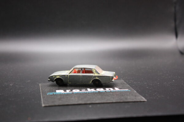 LESNEY Matchbox Series No. 45 Ford Corsair 1960